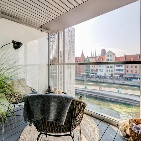 The Black Crane Apartment Gdansk Exterior photo